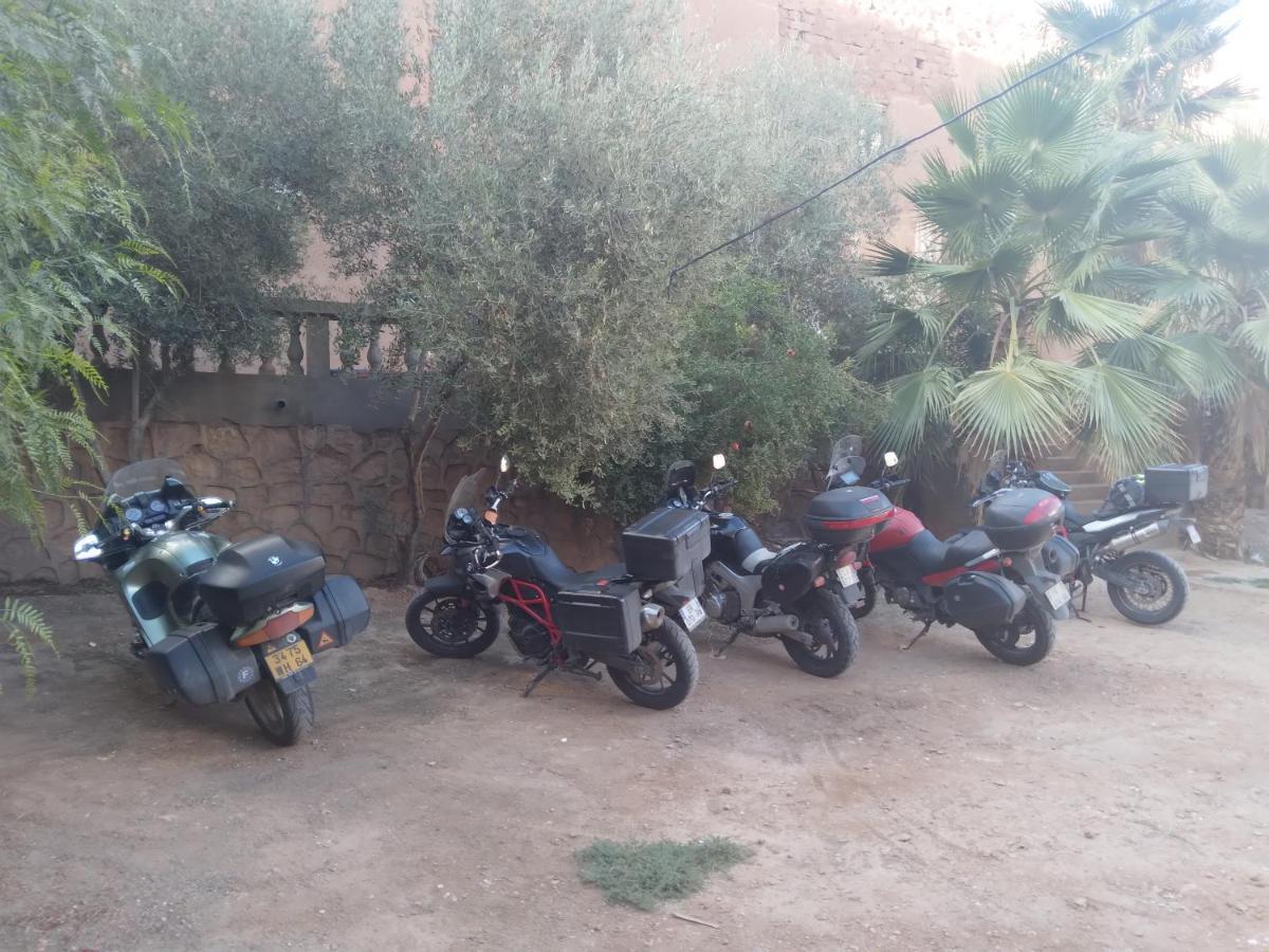 Hotel Et Restaurant Riad Amodou タンギール エクステリア 写真